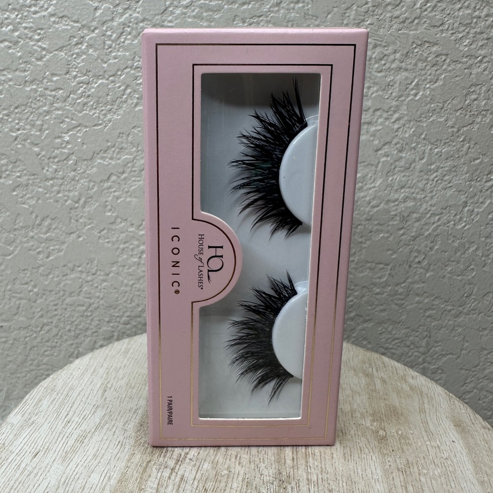 $5 🌙 House Of Lashes Strip Lashes In Iconic Lite NEW FULL SZ